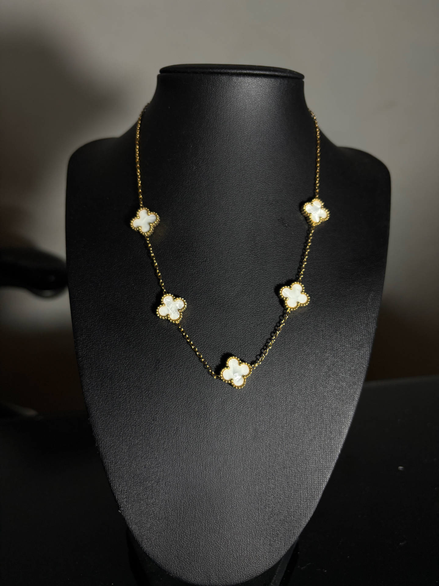 Van Cleef Blanca